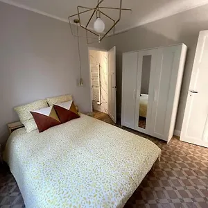 T2 En Rez-de-villa - Stationnement Gratuit Appartement